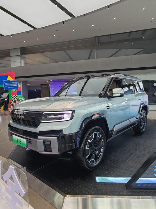 佛山90比亚迪方程豹硬派越野的爆款，英菲尼迪35周年与你共成长